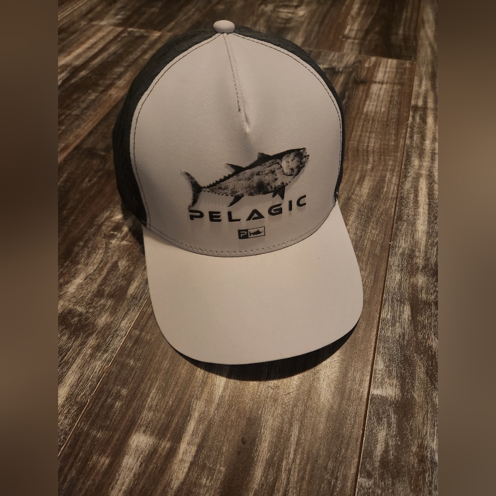 Pelagic NWT hat